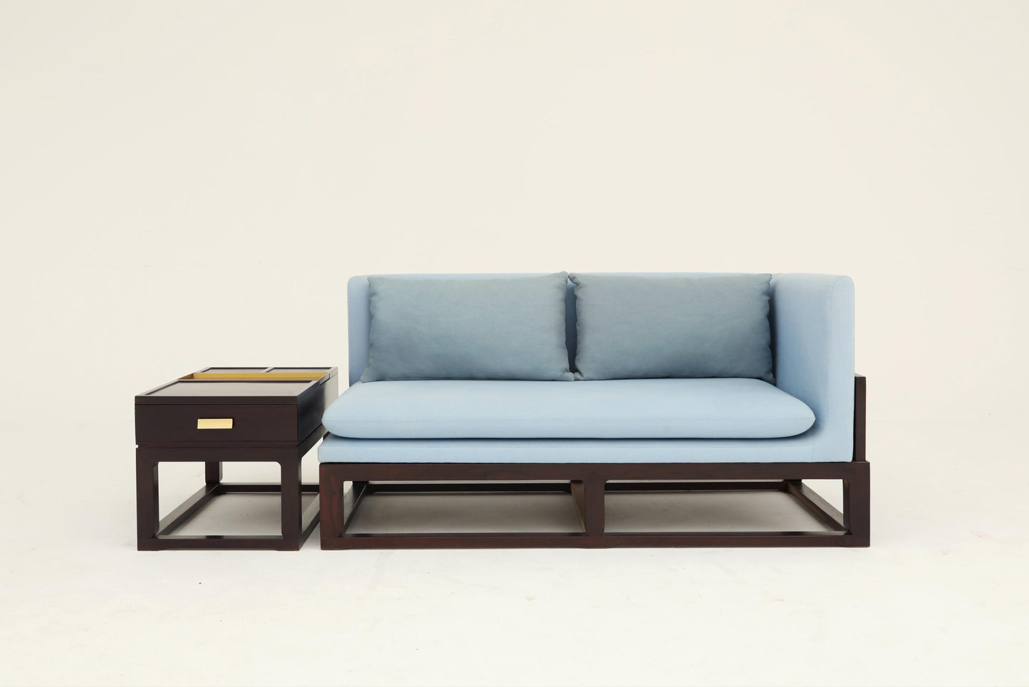 Handcrafted hardwood Three-Seater Sofa, easy-clean, skin-friendly, single-seater sofa