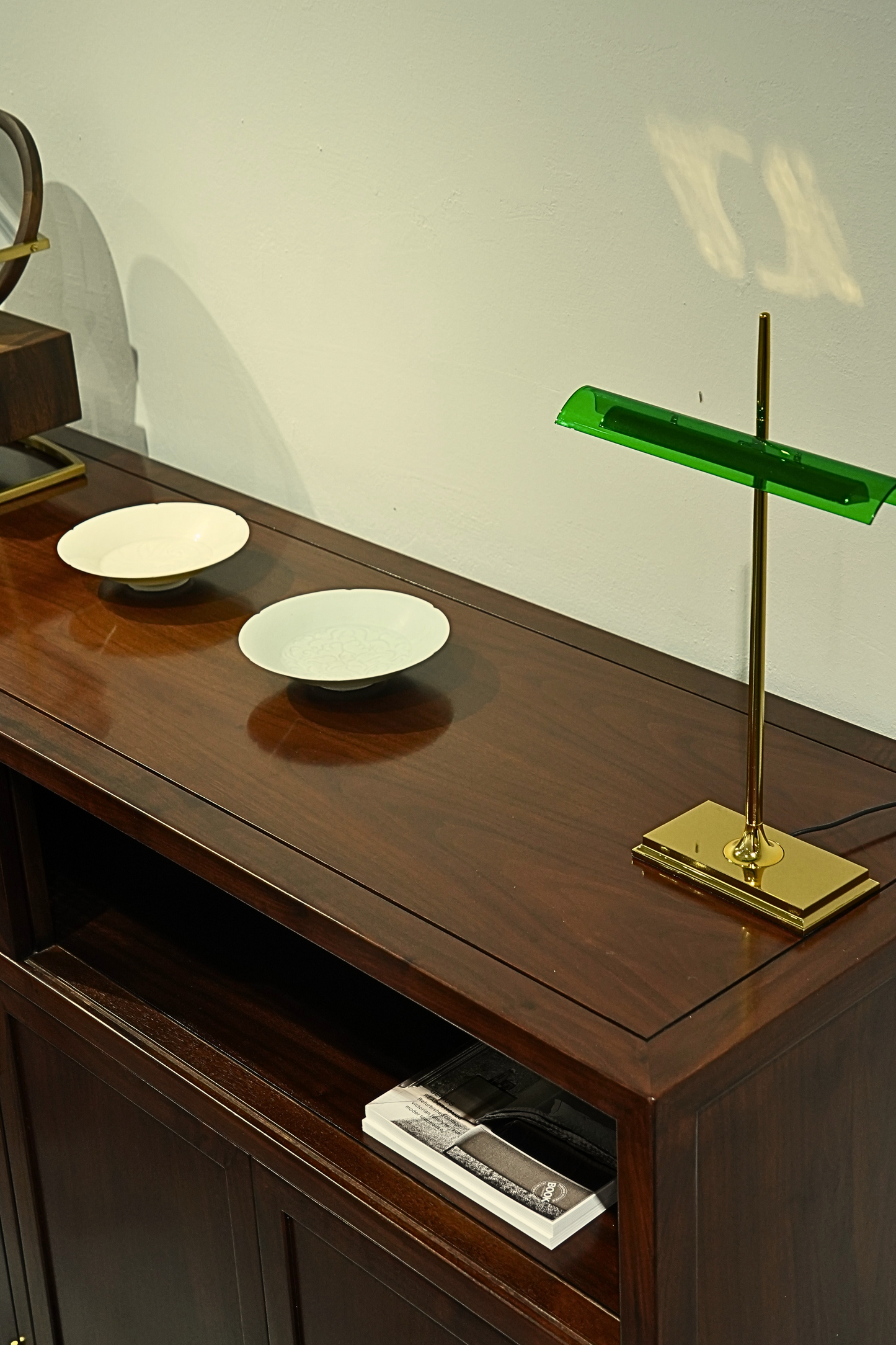Elegant Touch-Activated Desk Lamp with Adjustable Brightness and Brass Base,Italian classical