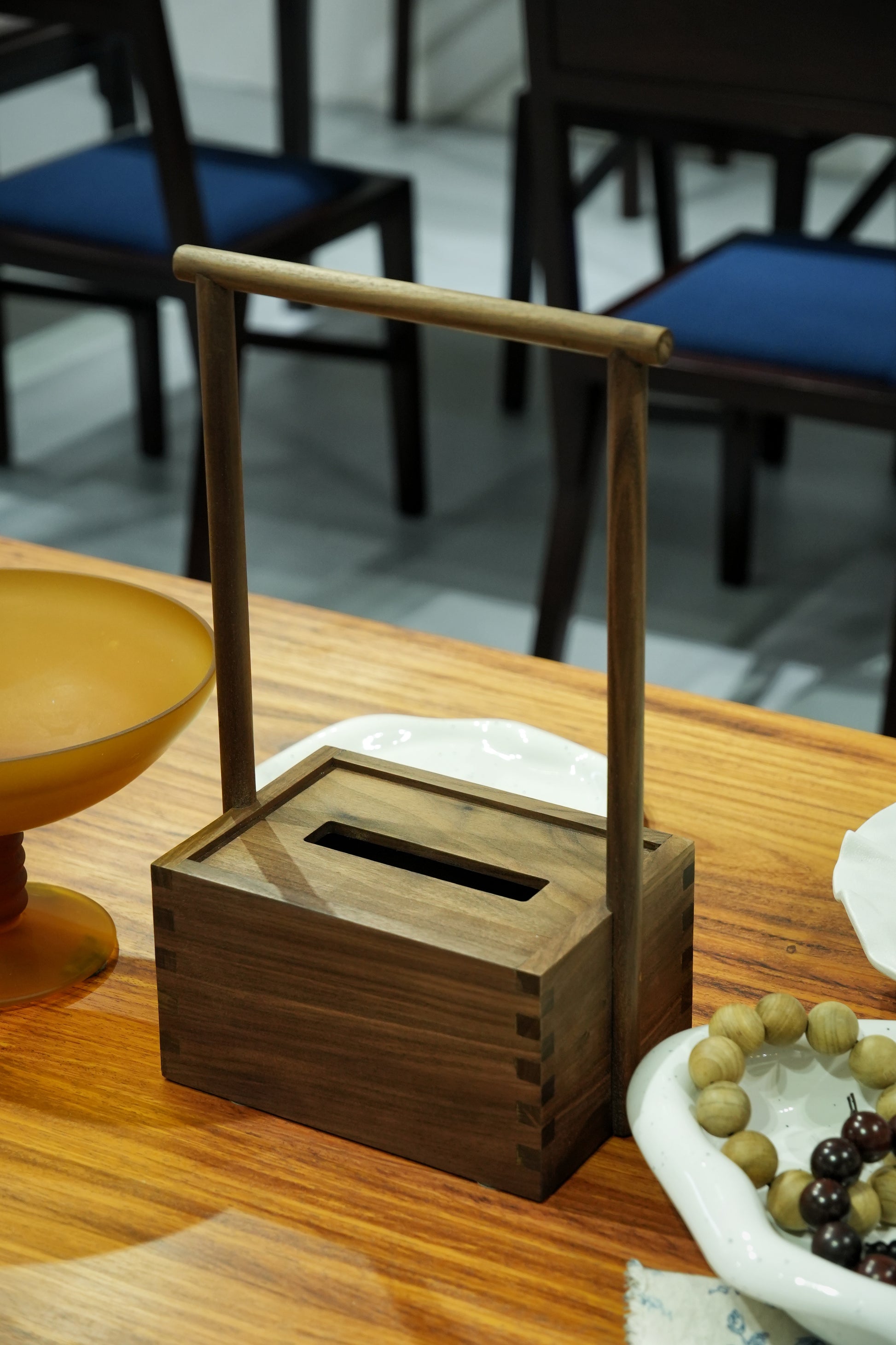 Handcrafted walnut Mortise and Tenon Wooden Tissue Box – Timeless Craftsmanship - SOHOO
