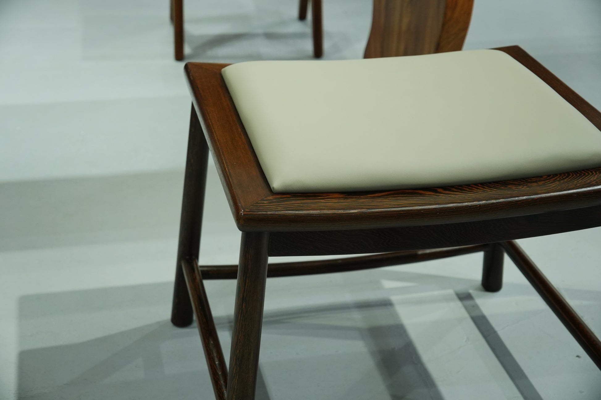 Handcrafted Elegant hardwood stools with Multi-Color Upholster - SOHOO