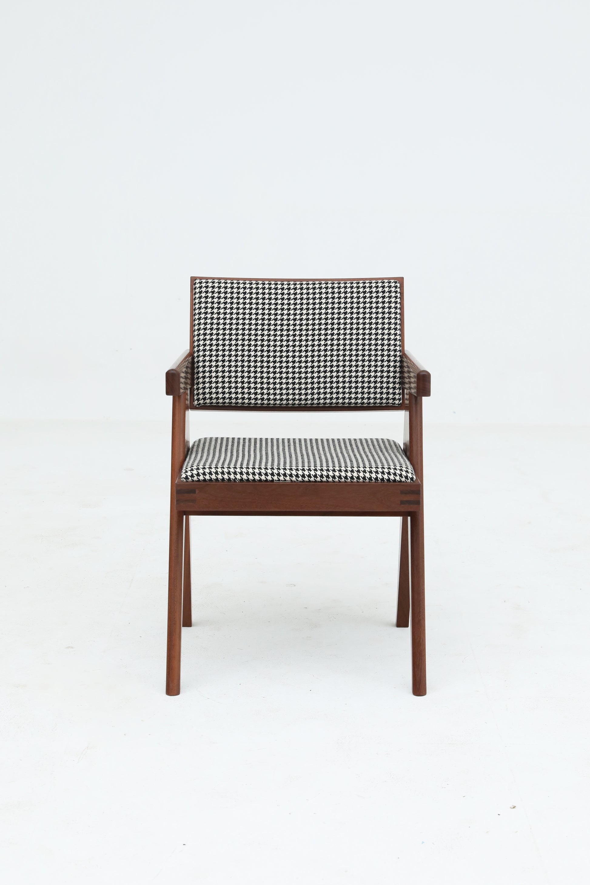 Heritage Tielimu Armchair – A Legacy of Craftsmanship and Timeless Eleganc - SOHOO