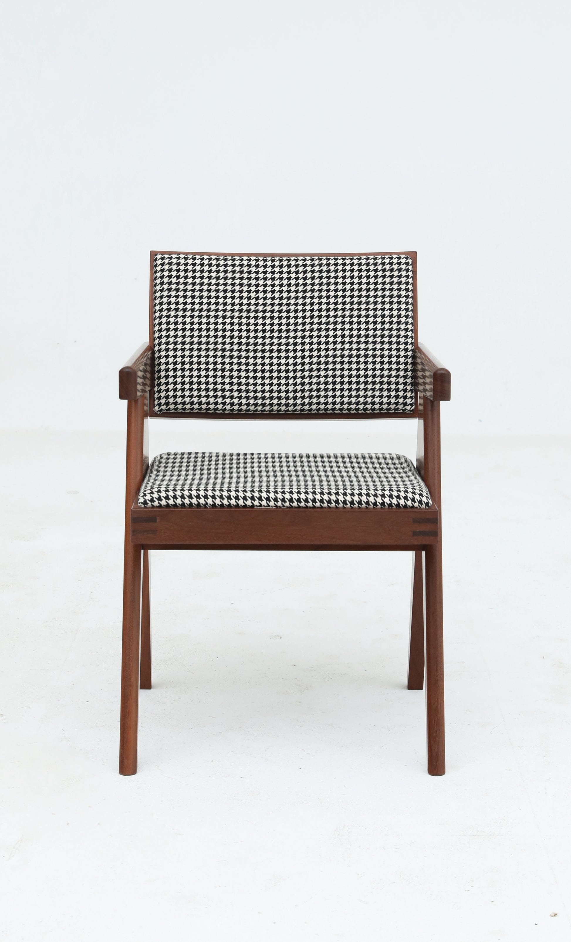 Heritage Tielimu Armchair – A Legacy of Craftsmanship and Timeless Eleganc - SOHOO