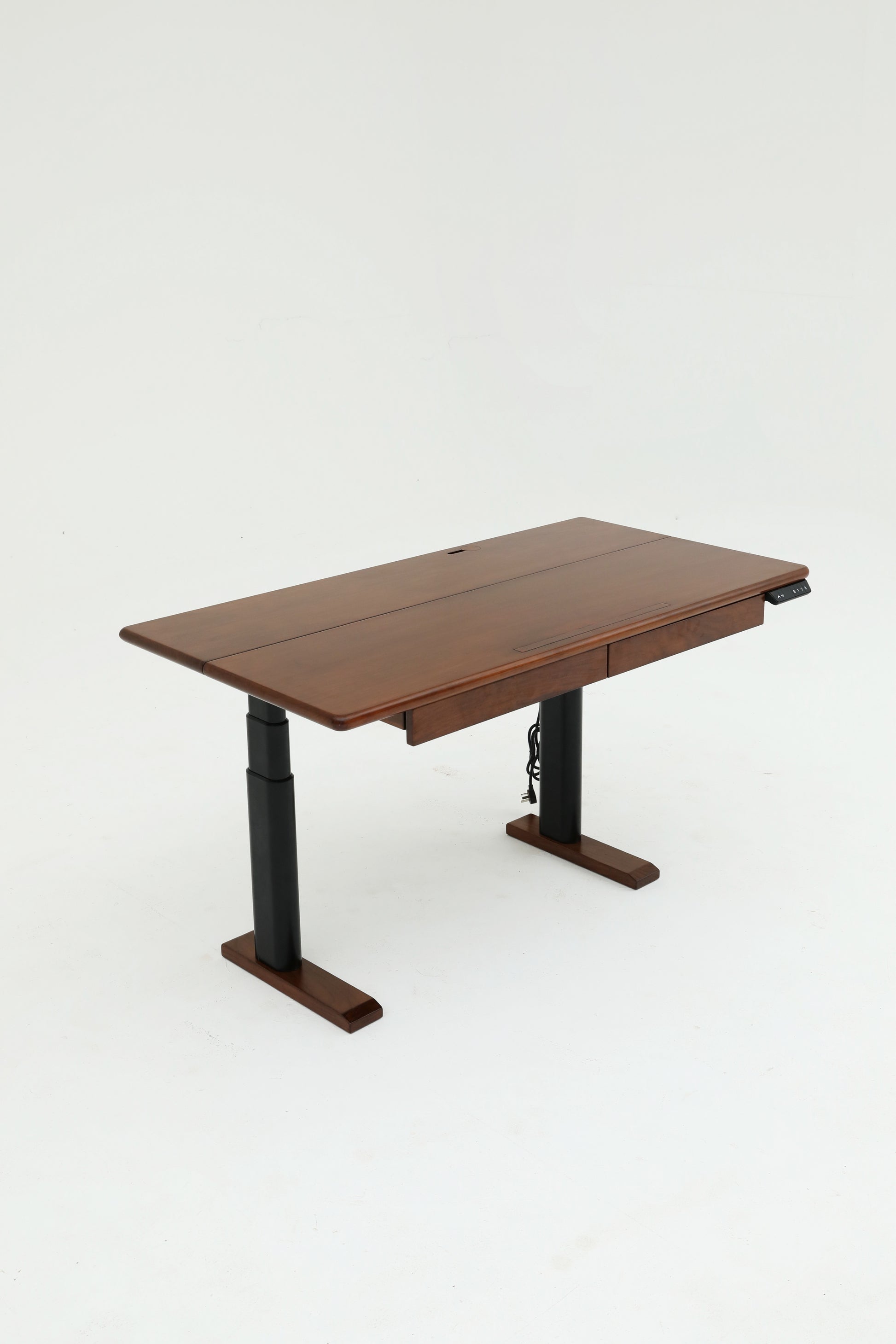 Handcrafted height-adjustable table and chair set, used from children to adult, family friendly - SOHOO