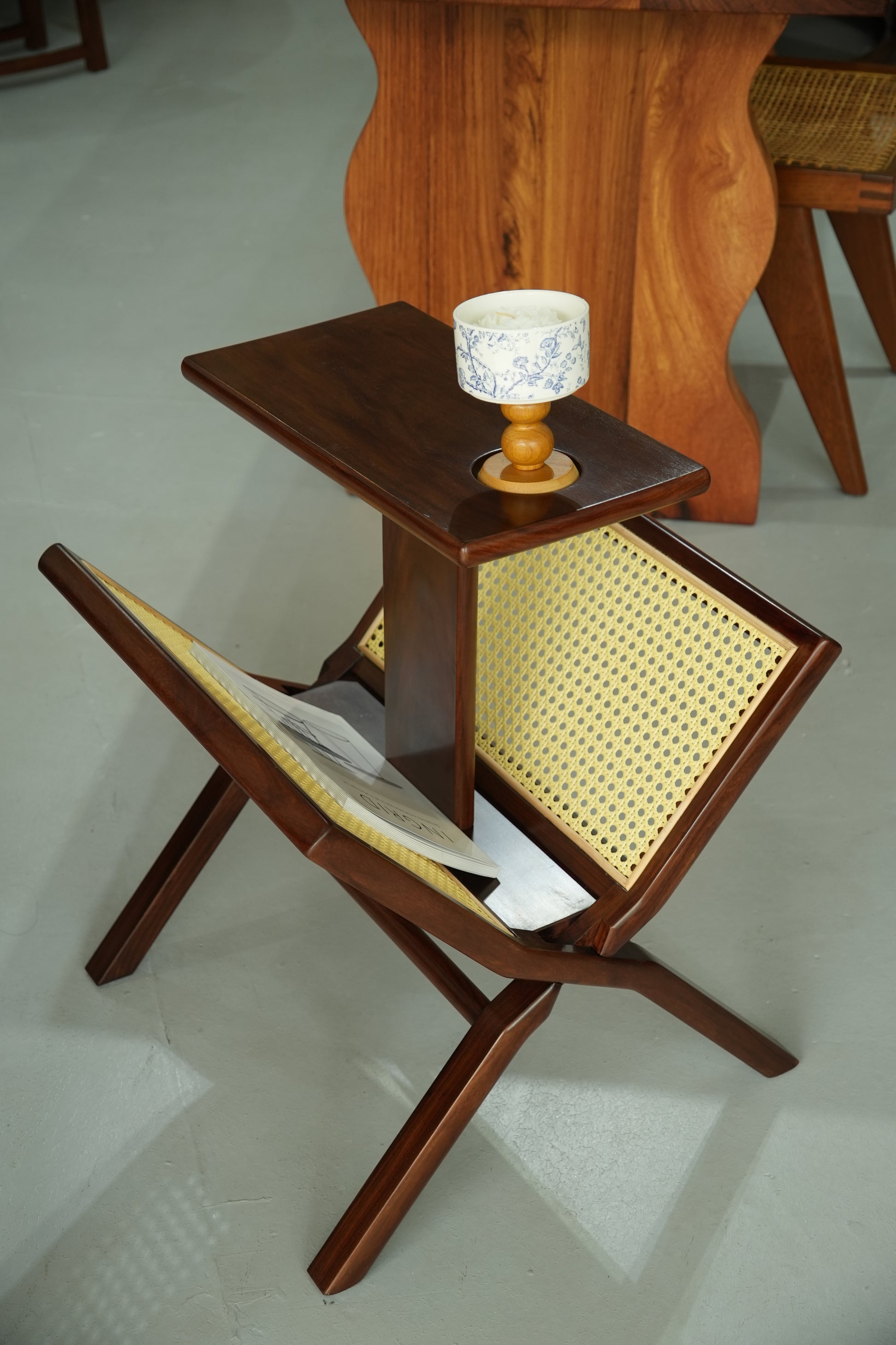 Handcrafted hardwood Foldable Cane Accent Side Table with Mortise and Tenon Structure, Detachable and Car-Friendly Design - SOHOO 