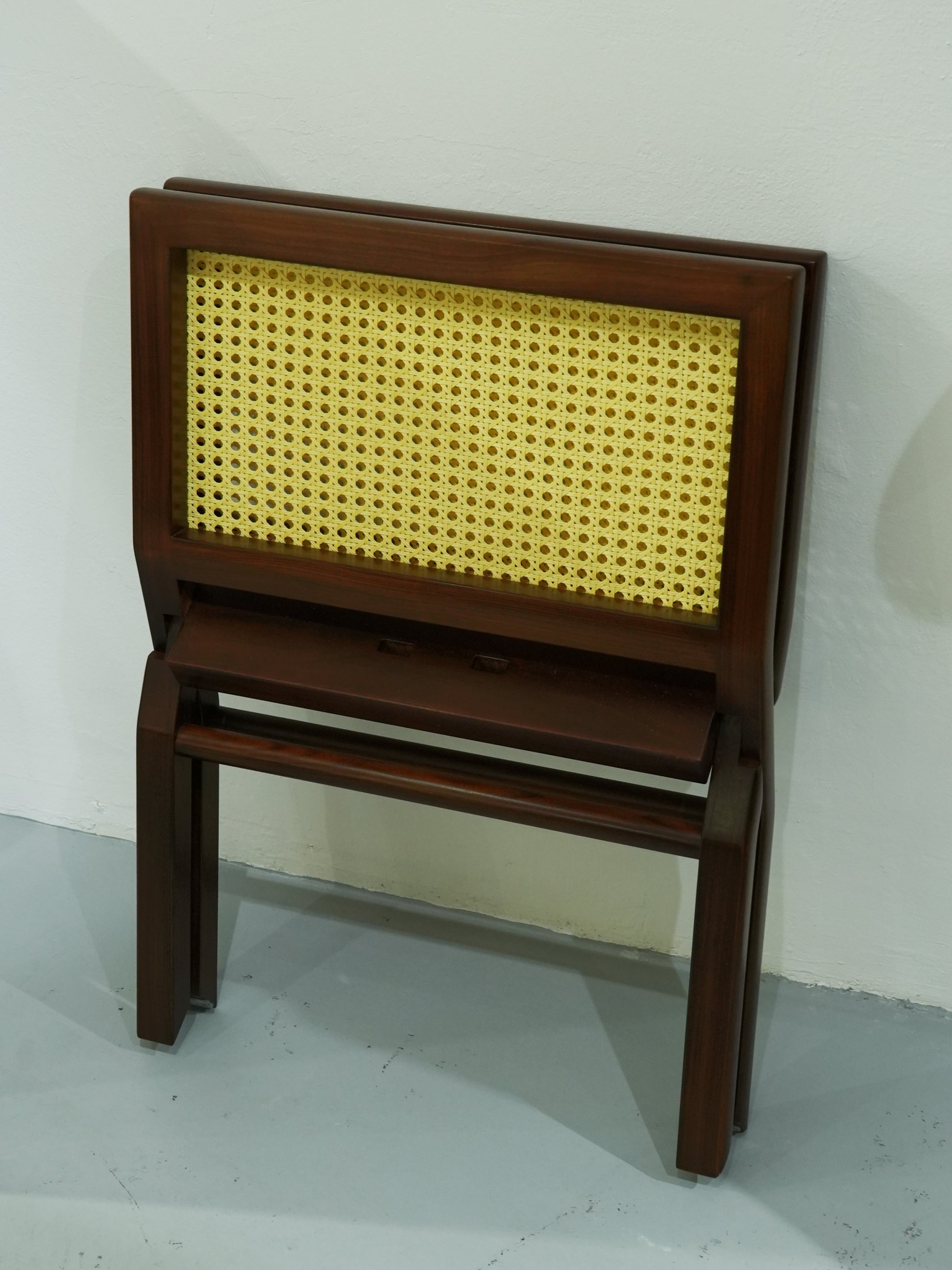 Handcrafted hardwood Foldable Cane Accent Side Table with Mortise and Tenon Structure, Detachable and Car-Friendly Design - SOHOO 