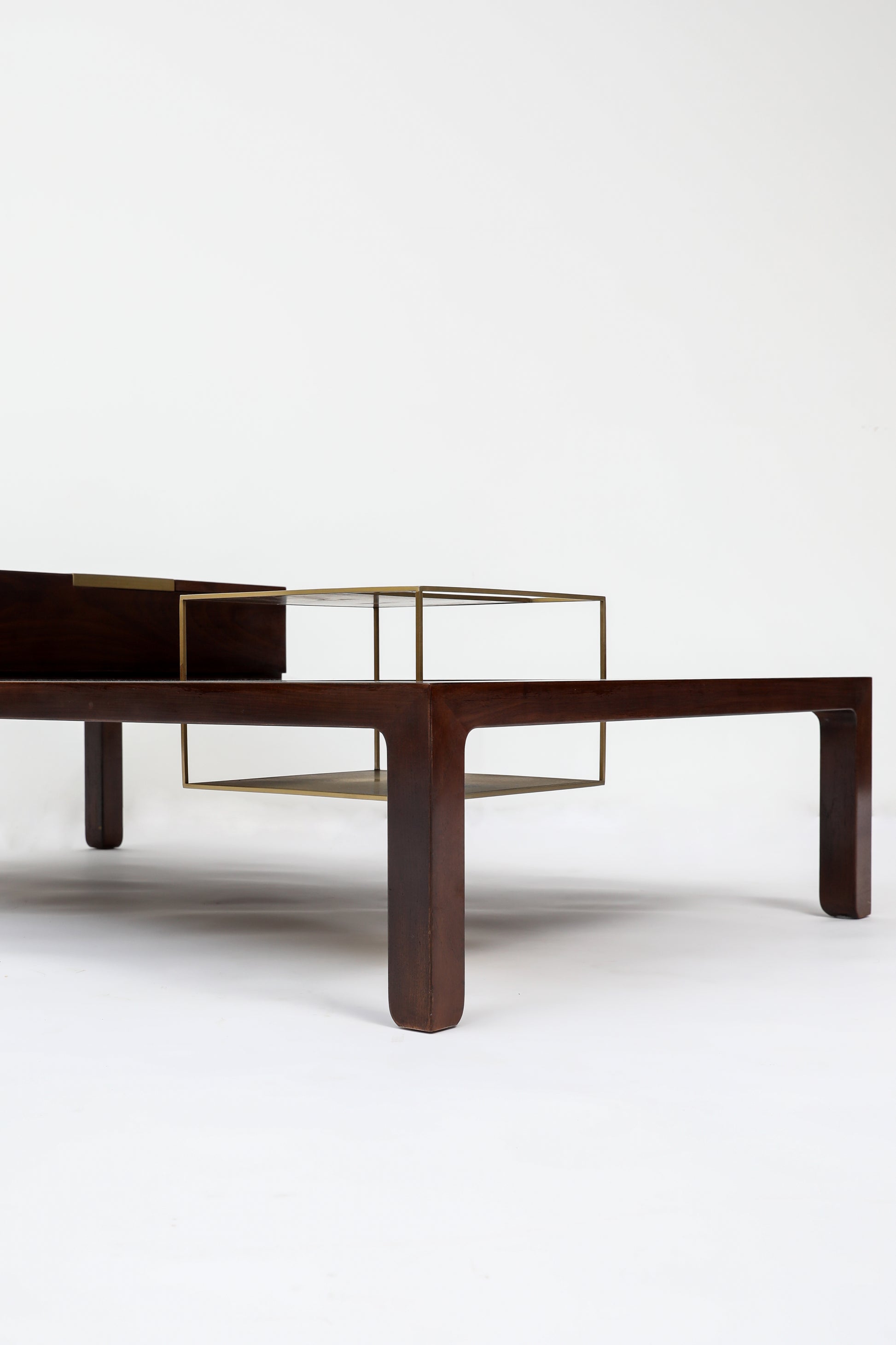 Handcrafted hardwood Modern  Coffee Table with Storage and Golden Accents – Elegant Living Room Centerpiece - SOHOO 